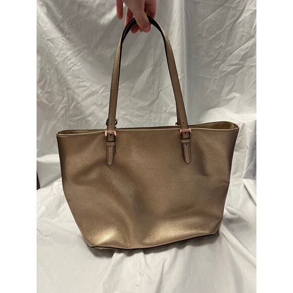 Michael Kors Metallic Gold Leather Jet Set Pocket Tote Bag GS - Picture 3 of 9